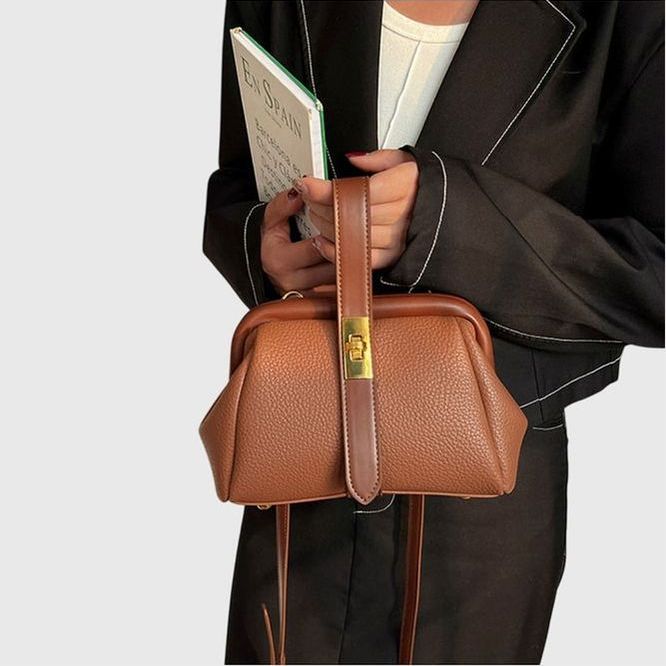 Noa Luxe Crossbody Bag